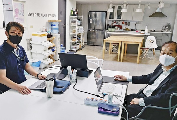 수출전문가의 수출현장코칭 현장사진(사진=aT)