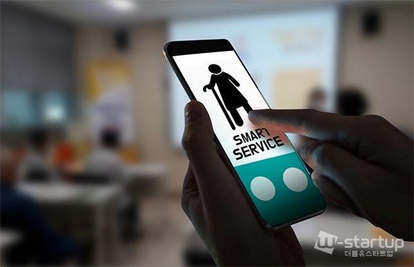 코로나19를 계기로 비대면 등 ‘ICT' 환경의 복지서비스 모델을 구축하고 확대해 나갈 방편을 모색하며 스마트 복지 환경과 시스템을 앞당겨야 한다는 목소리가 높아지고 있는 상황이다. / 이미지= 김용지 기자