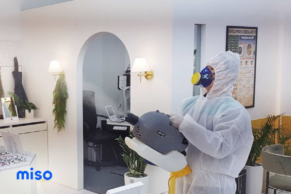 홈케어 스타트업 미소는 지난 3월 코로나19 예방을 위해 집안 방역 서비스 '미소공간소독'을 출시했다. /사진=미소