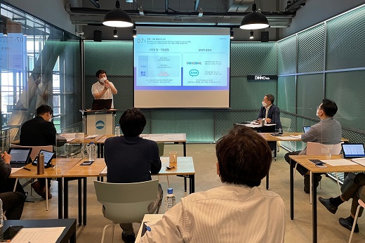 우리금융지주는 스타트업(Start-up) 협력 프로그램 ‘디노랩(Digital Innovation Lab)’에 참여할 통합 2기 17개 업체를 선발했다고 4일 밝혔다./사진=우리금융그룹