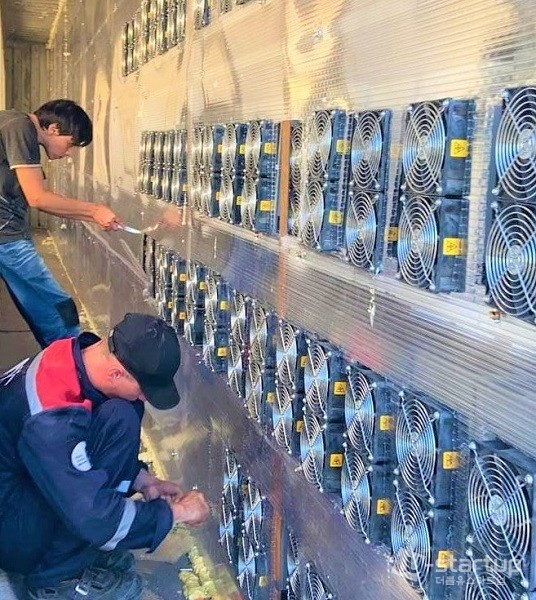 비트코인을 채굴하는 마이닝센터 내부 사진. 사진=지피커뮤니케이션 제공