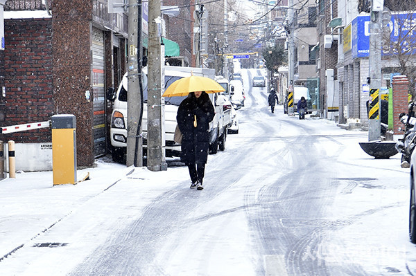[주간날씨 예보]주말 강원영동·제주 폭설 서울 아침 -14도 27일 충남 전라 제주 눈발