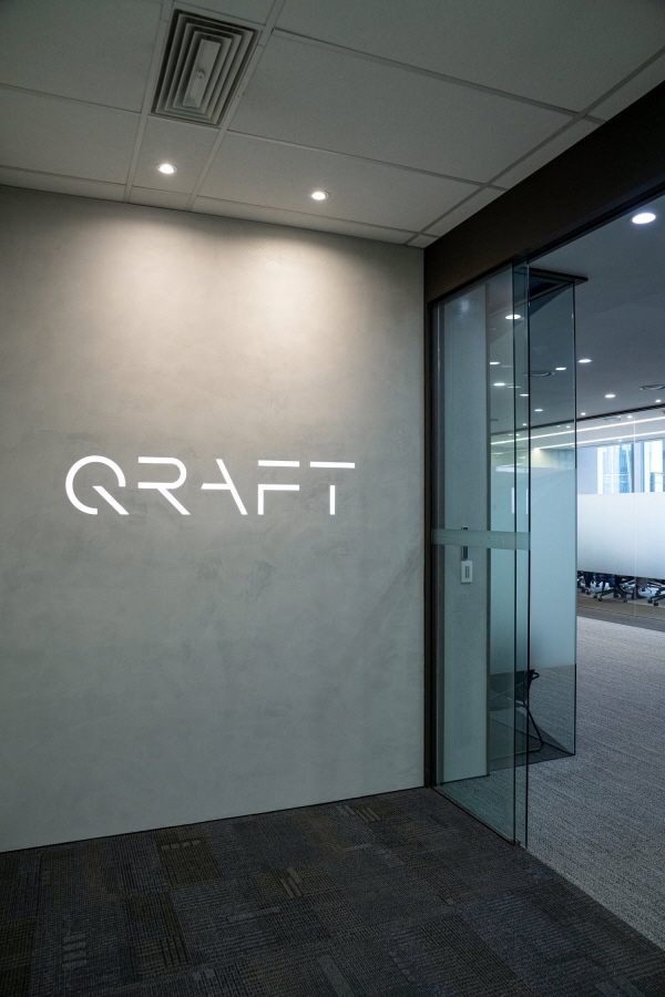 AI 기반 자산운용 플랫폼 스타트업 크래프트테크놀로지스 지난 11일 일본 소프트뱅크와 약 1700억원 규모의 시리즈C 투자 유치 및 전략절 파트너십을 체결했다. 크래프트테크놀로지스 사옥./사진=크래프트테크놀로지스 제공