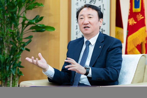 권준학 은행장이 농업금융 전문은행으로서의 NH농협은행 역할에 대해 이야기하고 있다. / 사진=NH농협은행