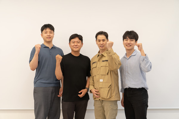 팀스파르타 X 구글, 전략적 협력 관계 구축/사진 왼쪽부터 팀스파르타 김정훈 마케터, 황순영 마케팅 총괄이사, 구글 윤성환 부장, 한희원 매니저