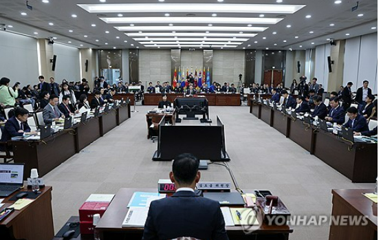  16일 오후 서울 용산구 국방부에서 국회 법제사법위원회의 군사법원에 대한 국정감사가 진행되고 있다. /사진=공동취재단/연합뉴스 