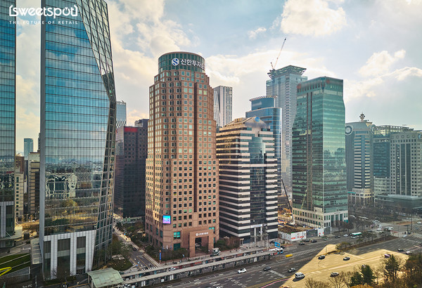 /사진=신한금융투자타워 빌딩
