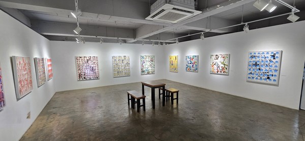 중견 작가 장유호(JANG,YOOHO) 화백이 12일부터 17일까지 사이아트스페이스2층 더 플럭스 갤러리(서울 종로구 윤보선길 28 2층)에서 30회 개인전 ‘소비’ – ‘욕망’ 시리즈를 개최. 