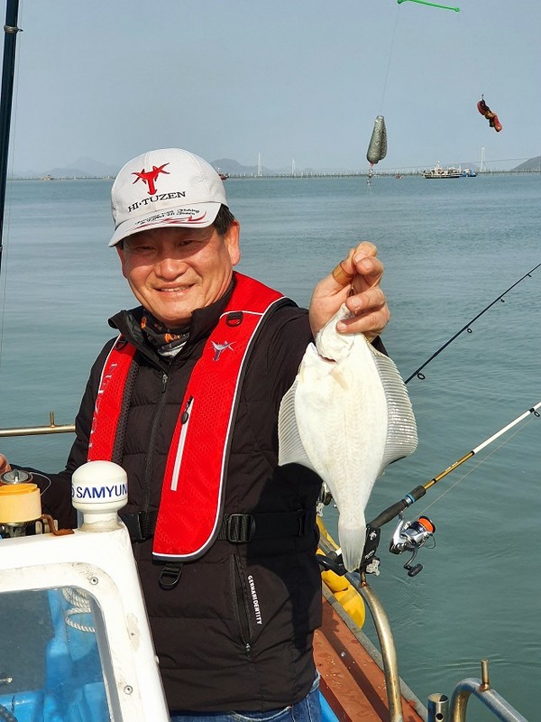 친환경 낚시대회 / 사진 = 신안군