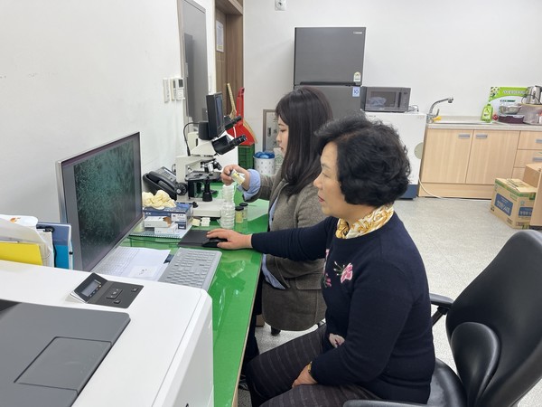 꽃가루은행 발아율 검사 무료 / 사진 = 고흥군