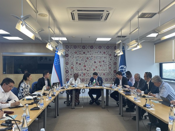 지난 22일 우즈베키스탄 타슈켄트 시에서 열린 ‘우즈베키스탄 상하수도 교육기관 구축을 위한 기본구상안’ 수립 성과발표회 현장의 모습. 사진=한국수자원공사 제공