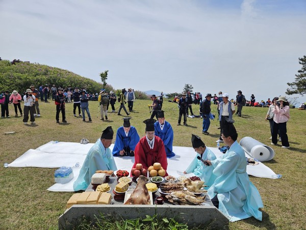 철쭉 제례 / 사진 = 보성군