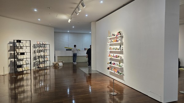 장유호 화백 30회 개인전 ‘소비’-‘욕망’시리즈...광주예술의 전당 전시실서 5월 3일~6월 2일 개최