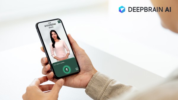 국내 생성형 인공지능(AI) 전문 기업 딥브레인AI는 음성으로 대화하는 ‘AI 휴먼 안내서비스(AI Human Tourists FAQ Service)’를 현대백화점 더현대 서울에 선보였다고 10일 밝혔다.