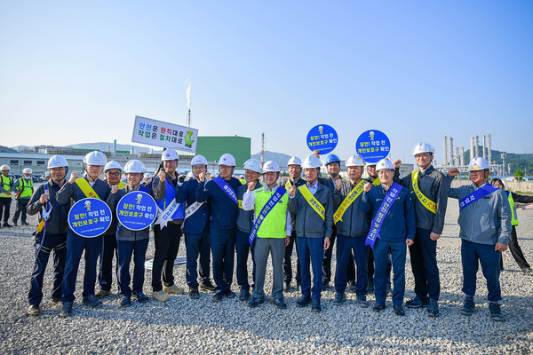 출근길 안전문화 캠페인 / 사진 = 여수시