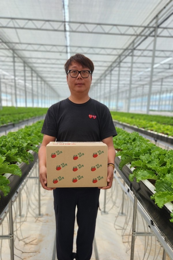 훈훈한 이웃돕기 / 사진 = 완도군