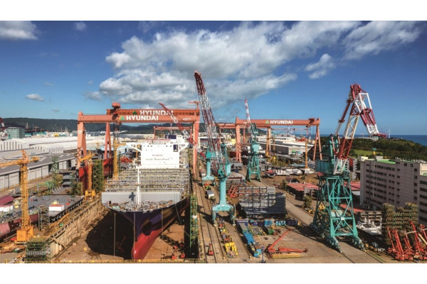 이 대표의 실적 개선 성과 등이 재조명되는 가운데 최근 사측은 파업 리스크와 잇따른 중대재해 발생 등으로 골머리를 앓고 있다./사진=HD현대중공업