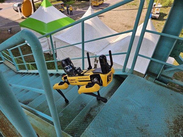  교량 점검/사진=클로봇