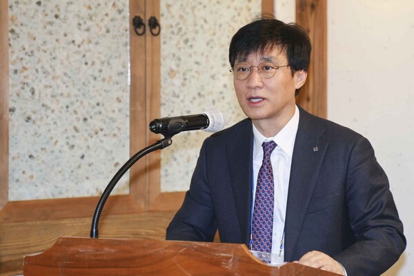 12일 서울 광화문에서 열린 기자간담회에서 김철주 생명보험협회장이 발언을 하고 있다. /사진=생명보험협회