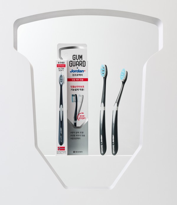 동아제약, 잇몸 케어 가능한 '검가드 검프로텍터 칫솔' 출시/사진=동아제약