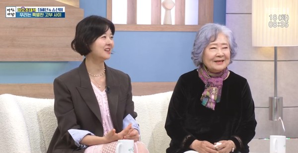 배우 정혜선(오른쪽)과 송선미(왼쪽)가 '아침마당'에 출연했다./사진=KBS