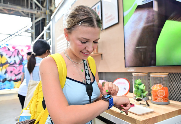 ▲ 튀르키예의 인플루언서 Bilge Suisik/사진=삼성전자