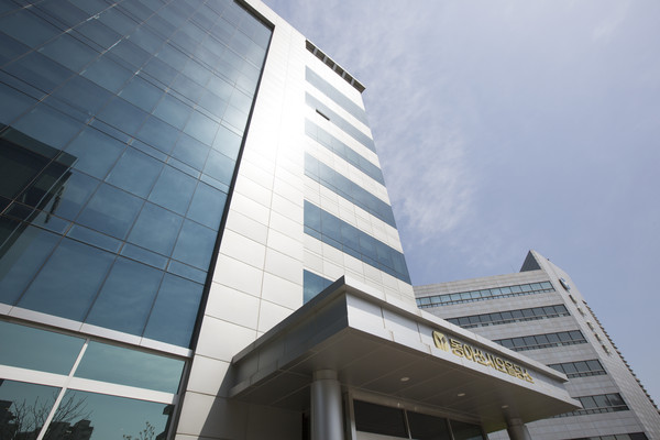 동아쏘시오홀딩스 사옥 전경/사진=동아쏘시오홀딩스