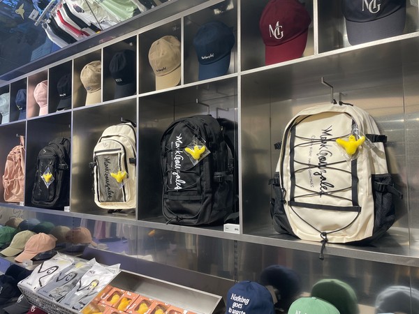 마크곤잘레스 명동 플래그십 스토어 1층/사진=박현정 기자