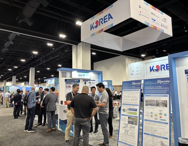 지난 6월 9일부터 11일까지 미국 콜로다도주(州) 덴버에서 열린 미국수도협회(AWWA) 콘퍼런스 및 전시회인 ‘ACE 2025’ 행사장 내 한국수자원공사 전시 부스 현장의 모습. /사진=한국수자원공사