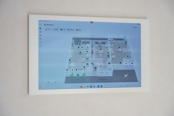 스마트싱스 3D 맵뷰를 통해 집 안의 기기 상태를 한눈에 확인·제어할 수 있다./사진=삼성전자