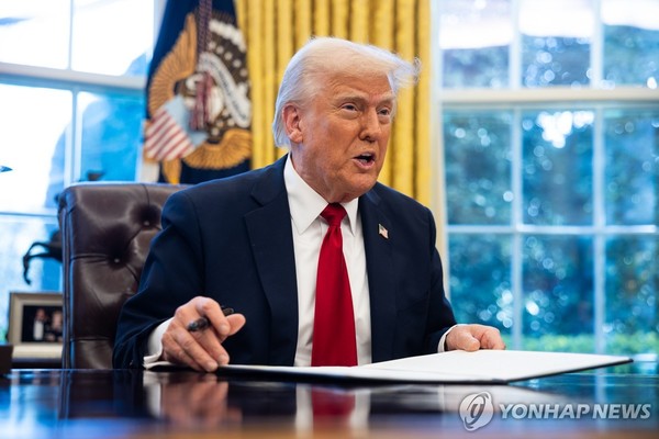 자동차 관세 발표하는 트럼프 미국 대통령/사진=UPI 연합뉴스