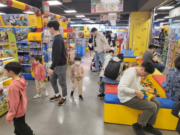 롯데마트 제타플렉스 잠실점 토이저러스 매장/사진=롯데쇼핑-롯데마트