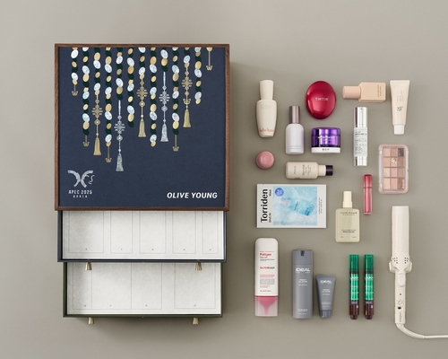 회원 정상 선물/사진=CJ올리브영