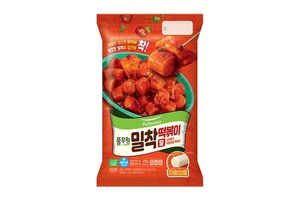 풀무원식품, 냉동 떡볶이 간편식 ‘밀착 떡볶이’ 출시했다/사진=풀무원